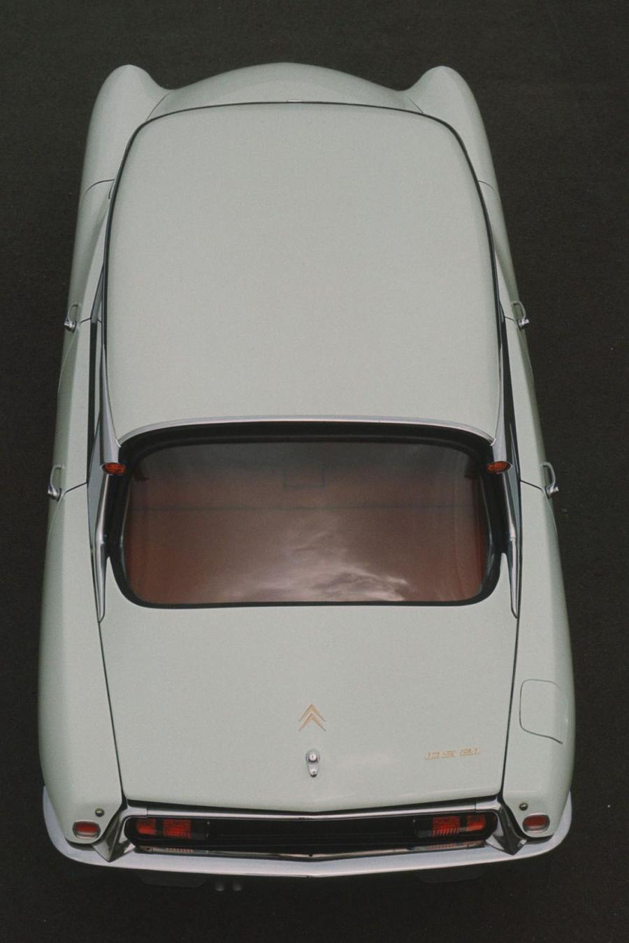  Citroen DS19 Berline 1955 года  (фото 14 из 81)